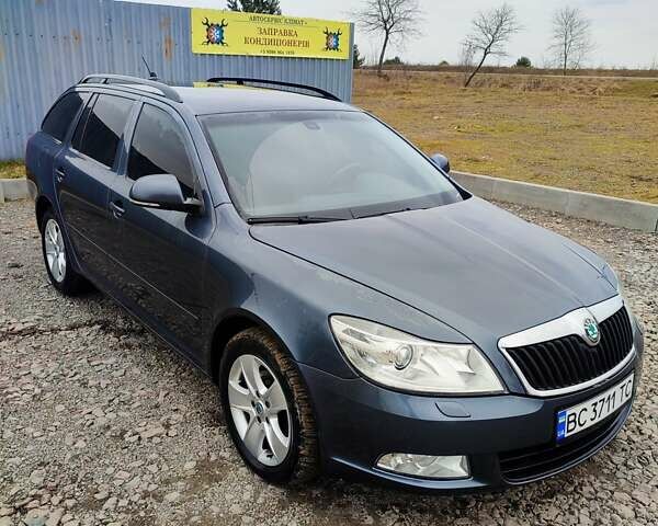 Серый Шкода Октавия, объемом двигателя 1.8 л и пробегом 235 тыс. км за 7200 $, фото 1 на Automoto.ua