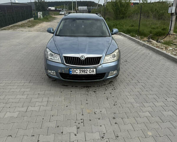 Шкода Октавия 2009 в Львове на Automoto.ua Серый Шкода Октавия, объемом двигателя 1.34 л и пробегом 220 тыс. км за 6400 $, фото 1 на Automoto.ua