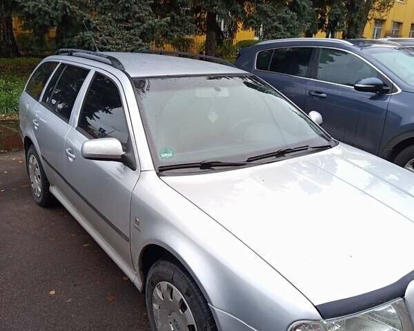 Сірий Шкода Октавія, об'ємом двигуна 1.6 л та пробігом 283 тис. км за 5850 $, фото 1 на Automoto.ua