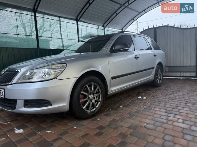 Серый Шкода Октавия, объемом двигателя 1.4 л и пробегом 115 тыс. км за 7600 $, фото 1 на Automoto.ua