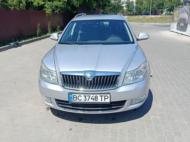 Сірий Шкода Октавія, об'ємом двигуна 1.8 л та пробігом 229 тис. км за 7500 $, фото 1 на Automoto.ua