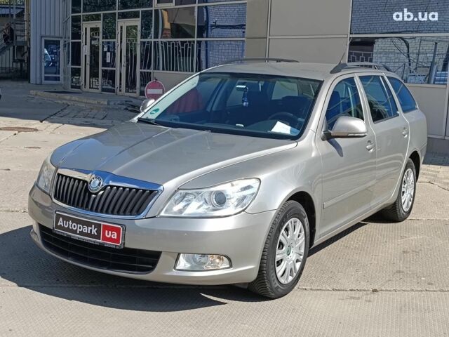 Серый Шкода Октавия, объемом двигателя 1.4 л и пробегом 224 тыс. км за 7890 $, фото 1 на Automoto.ua