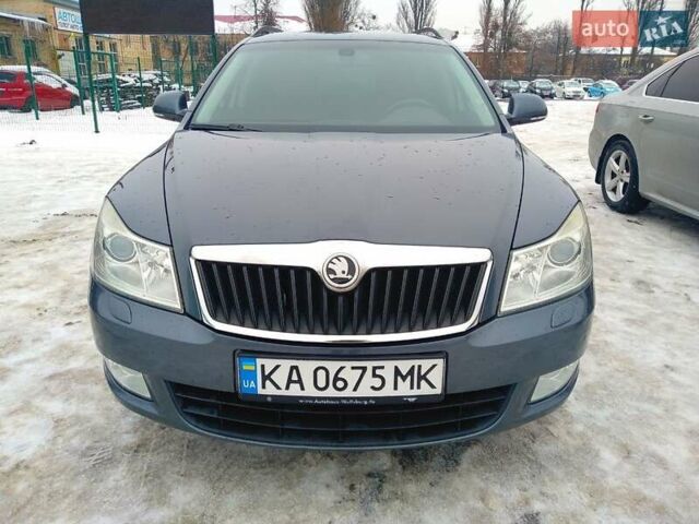 Серый Шкода Октавия, объемом двигателя 1.8 л и пробегом 243 тыс. км за 7700 $, фото 1 на Automoto.ua