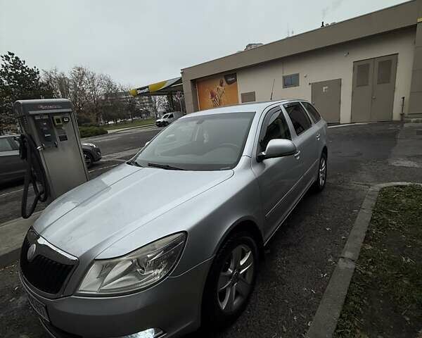 Серый Шкода Октавия, объемом двигателя 1.9 л и пробегом 340 тыс. км за 6161 $, фото 1 на Automoto.ua