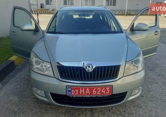 Серый Шкода Октавия, объемом двигателя 1.4 л и пробегом 201 тыс. км за 7500 $, фото 1 на Automoto.ua