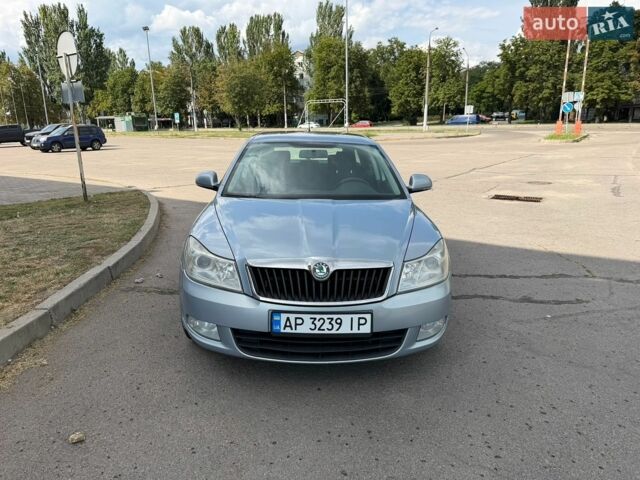 Сірий Шкода Октавія, об'ємом двигуна 1.6 л та пробігом 323 тис. км за 7400 $, фото 1 на Automoto.ua
