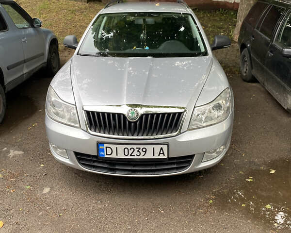 Серый Шкода Октавия, объемом двигателя 1.39 л и пробегом 160 тыс. км за 7300 $, фото 1 на Automoto.ua
