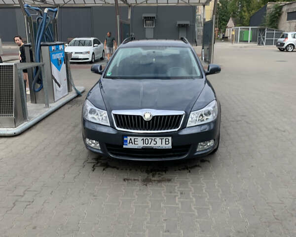 Серый Шкода Октавия, объемом двигателя 1.8 л и пробегом 193 тыс. км за 6500 $, фото 1 на Automoto.ua