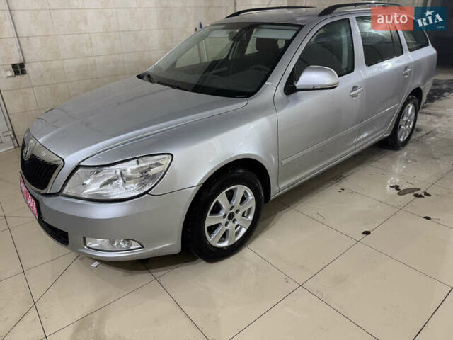 Серый Шкода Октавия, объемом двигателя 1.4 л и пробегом 164 тыс. км за 5600 $, фото 1 на Automoto.ua