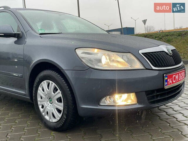 Серый Шкода Октавия, объемом двигателя 1.6 л и пробегом 181 тыс. км за 8999 $, фото 1 на Automoto.ua