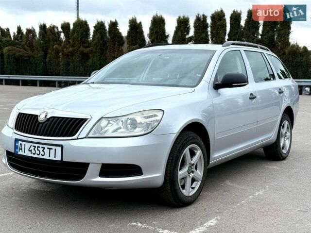 Серый Шкода Октавия, объемом двигателя 1.6 л и пробегом 292 тыс. км за 6799 $, фото 1 на Automoto.ua