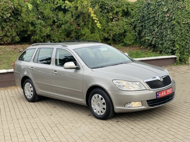 Сірий Шкода Октавія, об'ємом двигуна 1.6 л та пробігом 174 тис. км за 7700 $, фото 1 на Automoto.ua