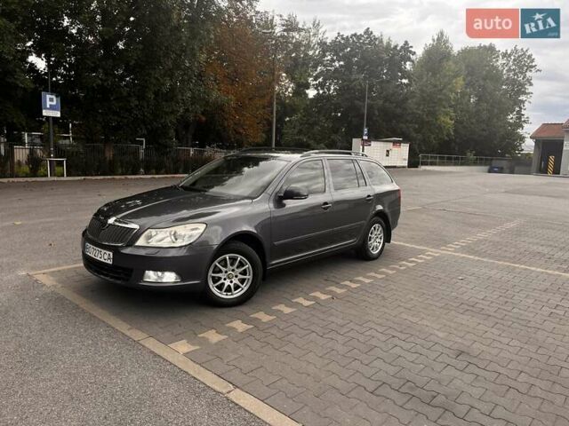Серый Шкода Октавия, объемом двигателя 1.6 л и пробегом 280 тыс. км за 7800 $, фото 1 на Automoto.ua