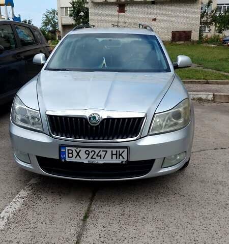 Серый Шкода Октавия, объемом двигателя 1.4 л и пробегом 242 тыс. км за 6800 $, фото 1 на Automoto.ua
