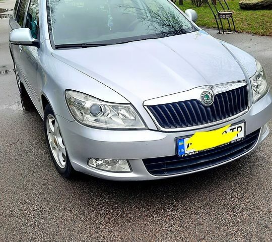 Сірий Шкода Октавія, об'ємом двигуна 1.8 л та пробігом 160 тис. км за 7100 $, фото 1 на Automoto.ua