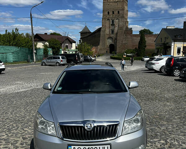 Серый Шкода Октавия, объемом двигателя 1.4 л и пробегом 304 тыс. км за 7000 $, фото 1 на Automoto.ua