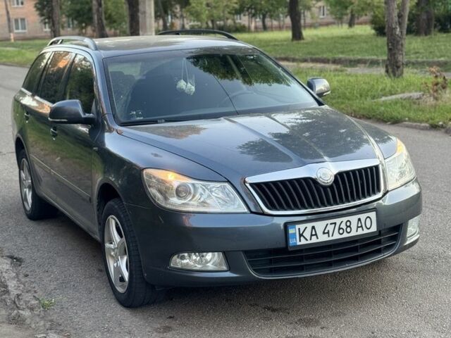 Серый Шкода Октавия, объемом двигателя 1.8 л и пробегом 281 тыс. км за 6203 $, фото 1 на Automoto.ua