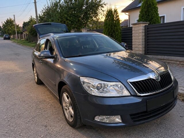 Сірий Шкода Октавія, об'ємом двигуна 1.8 л та пробігом 320 тис. км за 6022 $, фото 1 на Automoto.ua