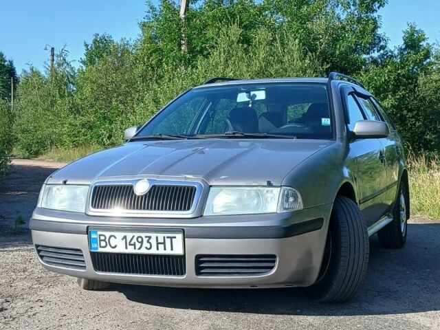 Сірий Шкода Октавія, об'ємом двигуна 1.9 л та пробігом 430 тис. км за 4032 $, фото 1 на Automoto.ua