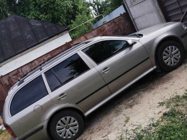 Серый Шкода Октавия, объемом двигателя 1.6 л и пробегом 218 тыс. км за 6007 $, фото 1 на Automoto.ua