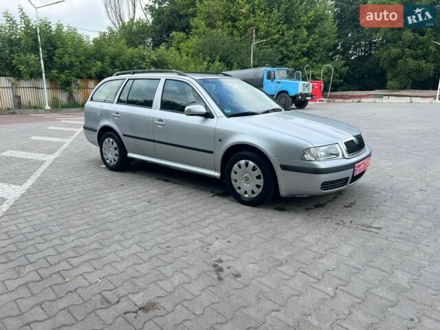 Серый Шкода Октавия, объемом двигателя 1.6 л и пробегом 187 тыс. км за 6099 $, фото 1 на Automoto.ua