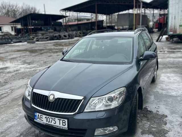 Серый Шкода Октавия, объемом двигателя 1.8 л и пробегом 199 тыс. км за 6500 $, фото 1 на Automoto.ua