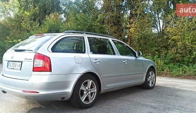Сірий Шкода Октавія, об'ємом двигуна 1.8 л та пробігом 231 тис. км за 7300 $, фото 1 на Automoto.ua