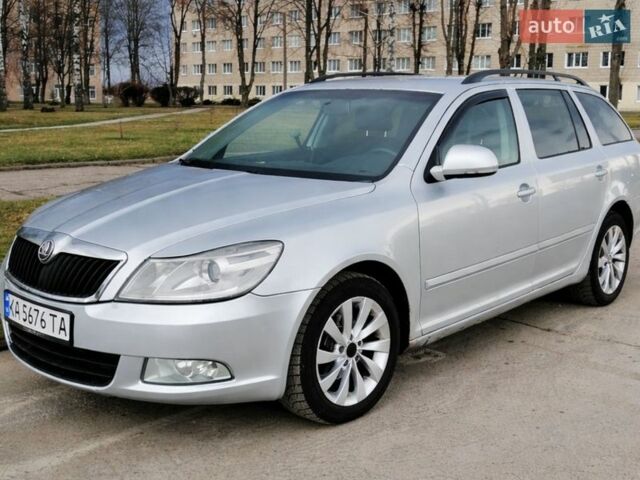 Сірий Шкода Октавія, об'ємом двигуна 1.9 л та пробігом 304 тис. км за 6000 $, фото 1 на Automoto.ua