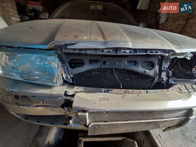 Сірий Шкода Октавія, об'ємом двигуна 1.6 л та пробігом 211 тис. км за 3800 $, фото 1 на Automoto.ua