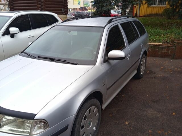 Серый Шкода Октавия, объемом двигателя 1.6 л и пробегом 283 тыс. км за 5850 $, фото 1 на Automoto.ua