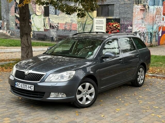 Серый Шкода Октавия, объемом двигателя 1.8 л и пробегом 150 тыс. км за 7700 $, фото 1 на Automoto.ua