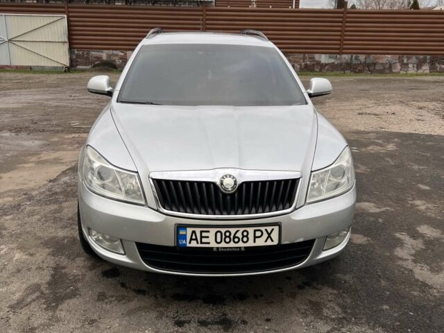 Серый Шкода Октавия, объемом двигателя 1.8 л и пробегом 256 тыс. км за 7500 $, фото 1 на Automoto.ua