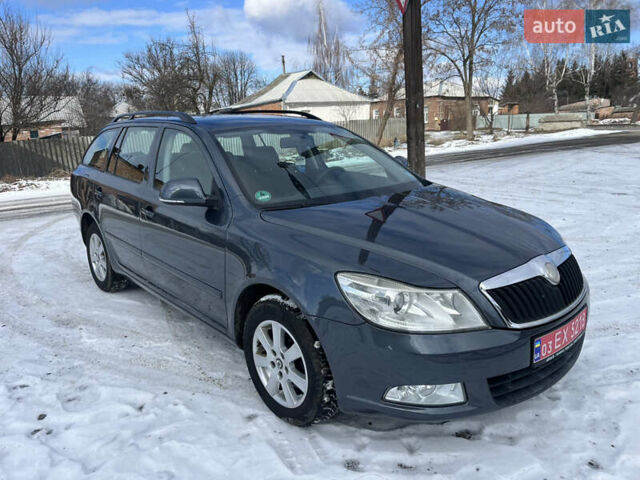 Серый Шкода Октавия, объемом двигателя 1.6 л и пробегом 224 тыс. км за 7850 $, фото 1 на Automoto.ua