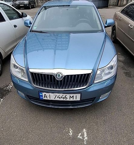 Сірий Шкода Октавія, об'ємом двигуна 1.8 л та пробігом 210 тис. км за 6000 $, фото 1 на Automoto.ua