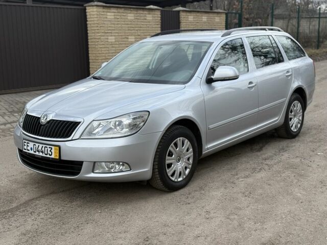 Серый Шкода Октавия, объемом двигателя 1.6 л и пробегом 181 тыс. км за 9150 $, фото 1 на Automoto.ua