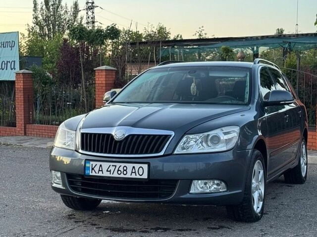 Серый Шкода Октавия, объемом двигателя 1.8 л и пробегом 279 тыс. км за 6400 $, фото 1 на Automoto.ua