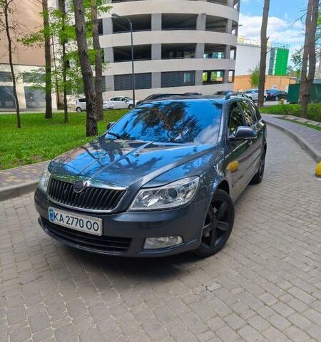 Серый Шкода Октавия, объемом двигателя 1.8 л и пробегом 227 тыс. км за 6500 $, фото 1 на Automoto.ua