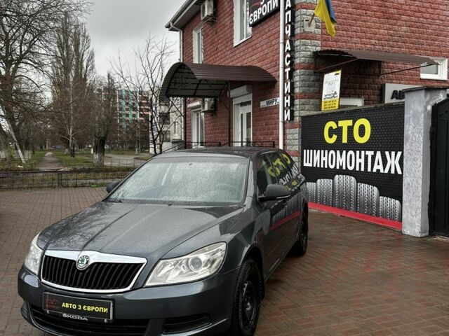 Серый Шкода Октавия, объемом двигателя 1.4 л и пробегом 172 тыс. км за 7600 $, фото 1 на Automoto.ua