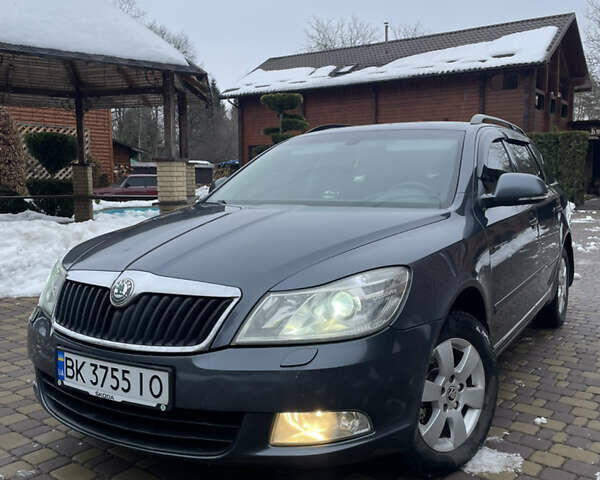 Сірий Шкода Октавія, об'ємом двигуна 1.9 л та пробігом 327 тис. км за 7750 $, фото 1 на Automoto.ua