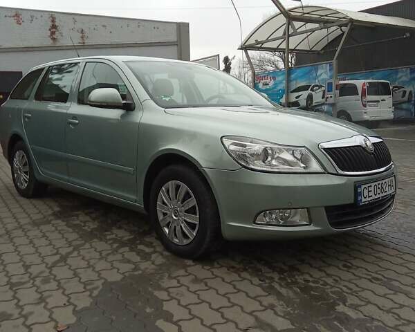 Серый Шкода Октавия, объемом двигателя 1.8 л и пробегом 173 тыс. км за 7600 $, фото 1 на Automoto.ua