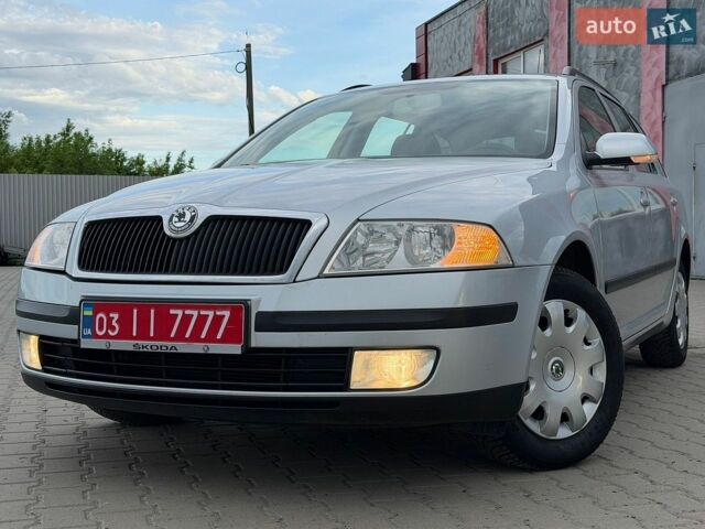 Серый Шкода Октавия, объемом двигателя 1.6 л и пробегом 247 тыс. км за 6150 $, фото 1 на Automoto.ua