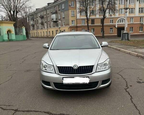 Серый Шкода Октавия, объемом двигателя 1.9 л и пробегом 280 тыс. км за 7500 $, фото 1 на Automoto.ua