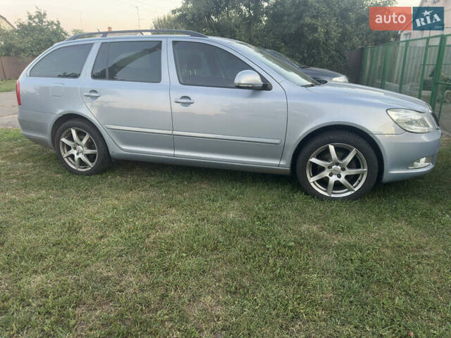 Серый Шкода Октавия, объемом двигателя 1.8 л и пробегом 161 тыс. км за 6200 $, фото 1 на Automoto.ua