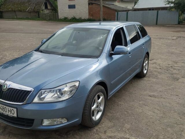 Серый Шкода Октавия, объемом двигателя 1.6 л и пробегом 193 тыс. км за 8300 $, фото 1 на Automoto.ua