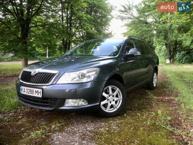 Серый Шкода Октавия, объемом двигателя 1.4 л и пробегом 230 тыс. км за 6999 $, фото 1 на Automoto.ua