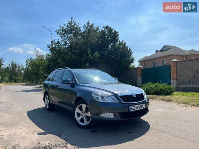 Сірий Шкода Октавія, об'ємом двигуна 1.6 л та пробігом 240 тис. км за 8900 $, фото 1 на Automoto.ua