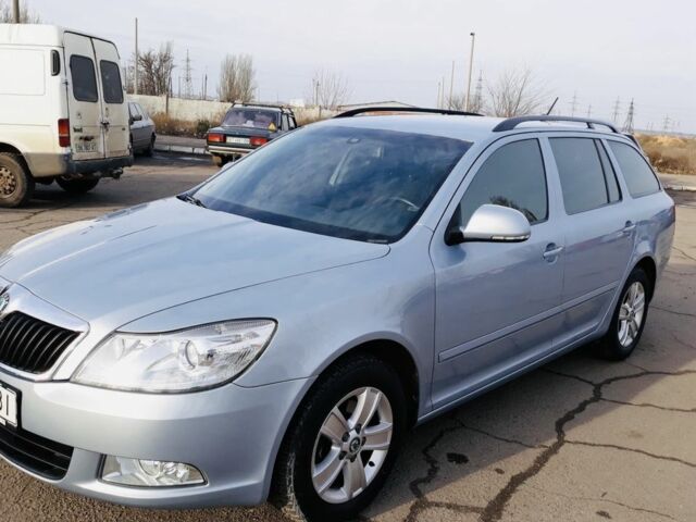 Сірий Шкода Октавія, об'ємом двигуна 1.6 л та пробігом 334 тис. км за 7700 $, фото 1 на Automoto.ua