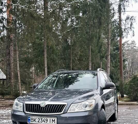 Серый Шкода Октавия, объемом двигателя 1.4 л и пробегом 201 тыс. км за 7500 $, фото 1 на Automoto.ua