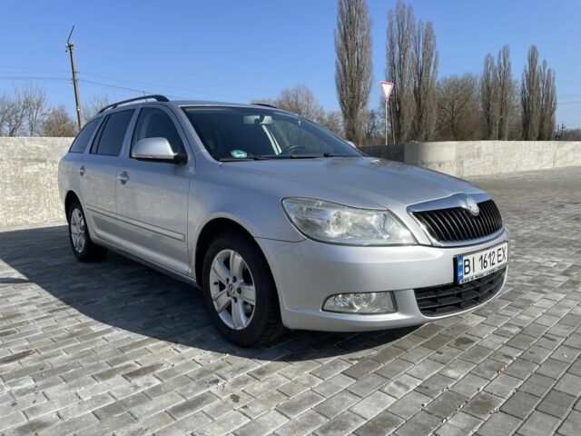 Сірий Шкода Октавія, об'ємом двигуна 1.6 л та пробігом 237 тис. км за 7200 $, фото 1 на Automoto.ua