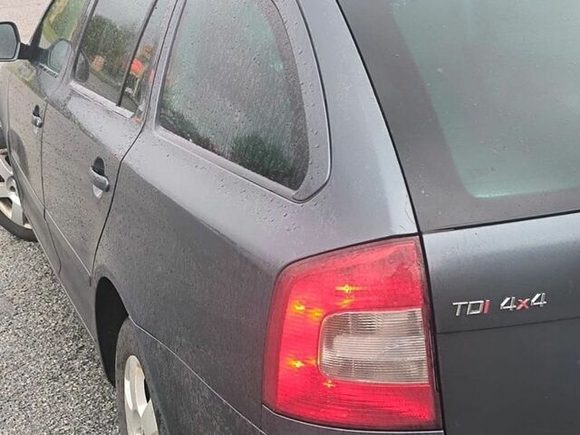 Сірий Шкода Октавія, об'ємом двигуна 2.05 л та пробігом 180 тис. км за 4300 $, фото 1 на Automoto.ua
